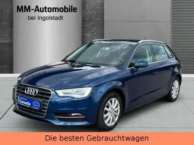 Gebraucht Audi A3 Ambiente 125 PS (91 kW) 2016 Scubablau Limousine