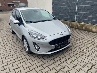 Gebraucht Ford Fiesta Cool & Connect 101 PS (74 kW) 2019 Silber Kleinwagen