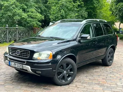 Gebraucht Volvo XC90 Momentum 200 PS (147 kW) 2012 Schwarz SUV