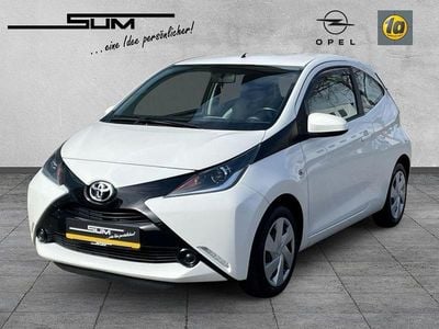 Gebraucht Toyota Aygo 69 PS (50 kW) 2017 Weiss Kleinwagen