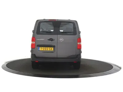 Usado Opel Vivaro-e Combi 100 kW (136 HP) 2023 Cinzento Van