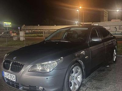 Usata BMW 525 Sport Line 218 CV (160 kW) 2005 Grigio Berlina
