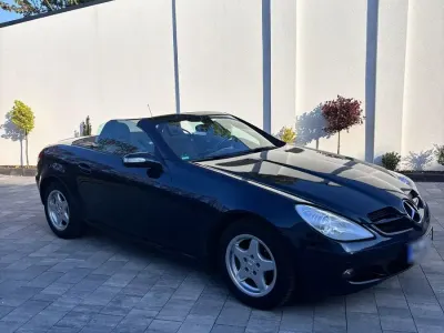 Second-hand Mercedes SLK200 163 CP (119 kW) 2004 Albastru Cabrio