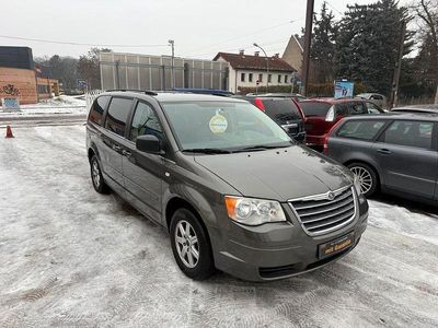 Beige Gebraucht 2010 Chrysler Grand Voyager Van / Kleinbus | 7.450 € (Fairer Preis)