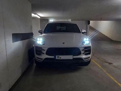 Porsche Macan Turbo