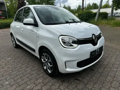 Używany Renault Twingo Zen 60 kW (82 KM) 2022 Biały Hatchback