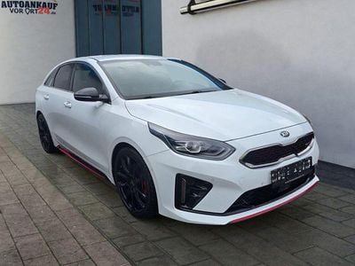 Gebraucht Kia ProCeed GT GT 204 PS (150 kW) 2019 Hw2 deluxeweiss (weiß) Kleinwagen