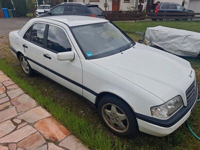 Mercedes C180