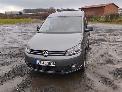 Grau Gebraucht 2013 VW Caddy Cup Van / Kleinbus | 7.199 € (Guter Preis)