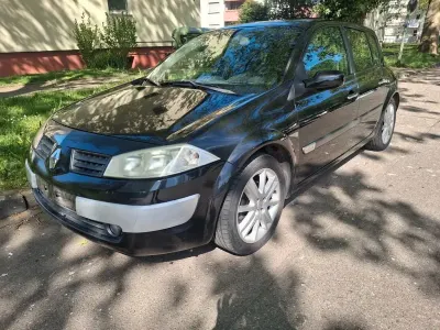 Brugt Renault Mégane II Authentique 113 HK (83 kW) 2004 Sedan