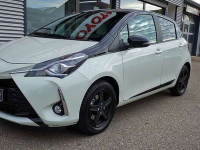 gebraucht Toyota Yaris 1,5-Dual-VVT-iE Style Selection
