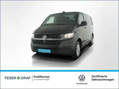 Gebraucht VW T6.1 150 PS (110 kW) 2022 Starlight blue metallic Van