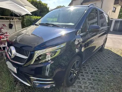 Gebraucht Mercedes V300 Exclusive 239 PS (175 kW) 2020 Blau Van / Kleinbus