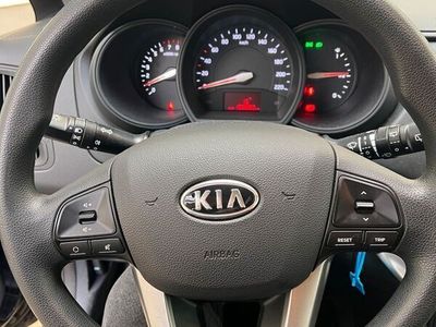 gebraucht Kia Rio 1.4 86ps einwandfrei