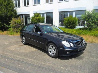 Mercedes E320