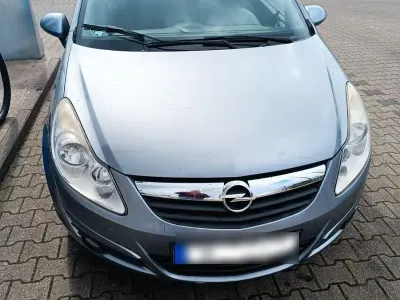 Używany Opel Corsa Edition 60 KM (44 kW) 2009 Szary Hatchback