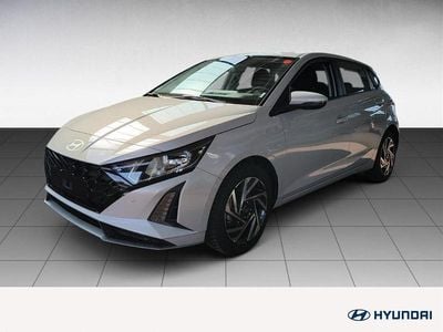 Grau Gebraucht 2024 Hyundai i20 Trend Limousine | 16.490 € (Guter Preis)