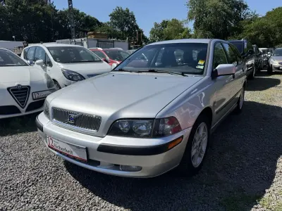 Gebraucht Volvo V40 122 PS (89 kW) 2001 Silber Kombi