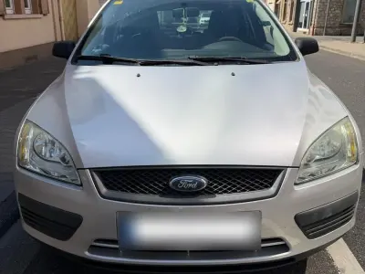Gebraucht Ford Focus 100 PS (73 kW) 2006 Silber Limousine