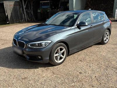 Gebraucht BMW 120 190 PS (139 kW) 2016 Grau Kleinwagen