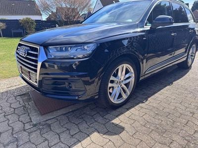 Second-hand Audi Q7 S-Line 272 CP (200 kW) 2016 Negru SUV