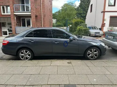 Gebraucht Mercedes E220 170 PS (125 kW) 2012 Limousine