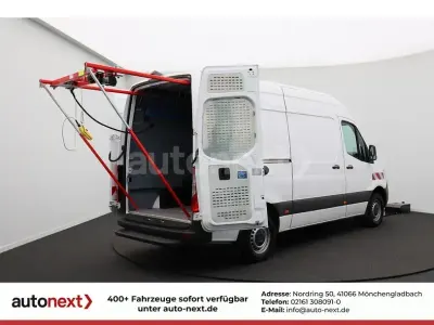 Używany Mercedes Sprinter 143 KM (105 kW) 2020 Biały Van