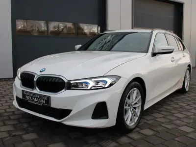 Gebraucht BMW 318 Performance 150 PS (110 kW) 2023 Weiß Kombi