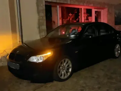 Gebraucht BMW 523 177 PS (130 kW) 2006 Blau Limousine