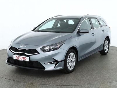 Neu Kia Ceed Sportswagon 140 PS (102 kW) 2025 Silber Kombi