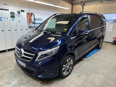 Mercedes V250