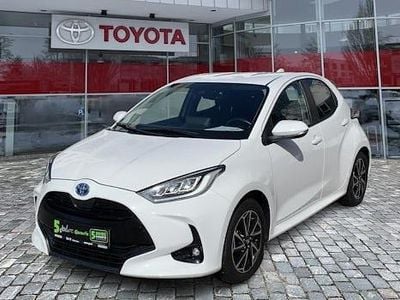 Usata Toyota Yaris Hybrid Team 116 CV (85 kW) 2023 Bianco Berlina