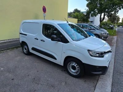 Gebraucht Toyota Proace City City 102 PS (75 kW) 2020 Weiß Van / Kleinbus