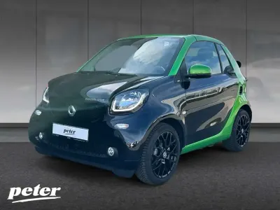 Second-hand Smart ForTwo Cabrio 60 kW (82 CP) 2017 Negru Cabrio