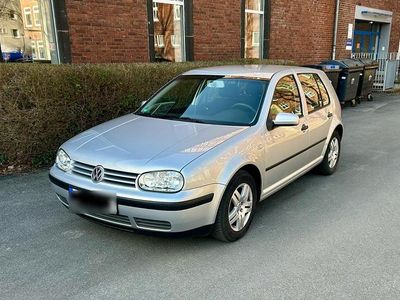 Gebraucht VW Golf IV 75 PS (55 kW) 2002 Silber Kleinwagen