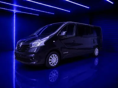 Gebraucht Renault Trafic Expression 145 PS (106 kW) 2017 Schwarz Van / Kleinbus