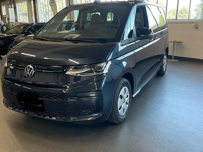 Gebraucht VW Multivan 150 PS (110 kW) 2023 Blau Van