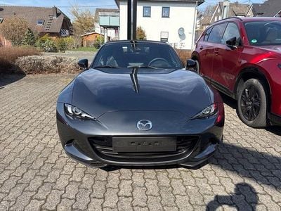 Neu Mazda MX5 Homura-Line 132 PS (97 kW) 2026 Grau Cabrio