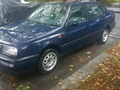 gebraucht VW Vento 1.8 Motor