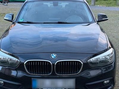 Gebraucht BMW 116 116 PS (85 kW) 2016 Schwarz Kleinwagen