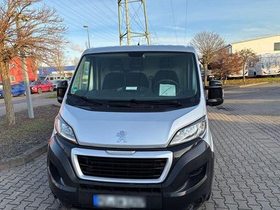 Gebraucht Peugeot Boxer 136 PS (100 kW) 2019 Silber Van
