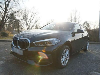 Schwarz Gebraucht 2019 BMW 118 Advantage Kleinwagen | 20.600 € (Etwas zu teuer)