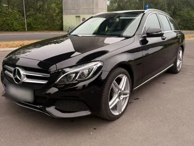 Gebraucht Mercedes C200 185 PS (136 kW) 2018 Schwarz Kombi