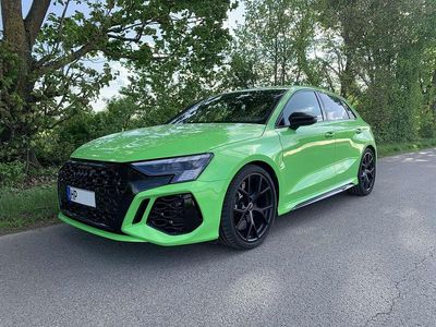 Second-hand Audi RS3 400 CP (294 kW) 2023 Verde Berlinǎ