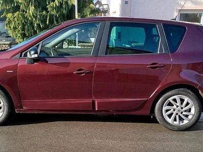 Gebraucht Renault Scénic III 116 PS (85 kW) 2014 Rot Van / Kleinbus