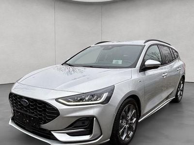 Grau Gebraucht 2024 Ford Focus ST-Line X Kombi | 22.950 € (Superpreis)
