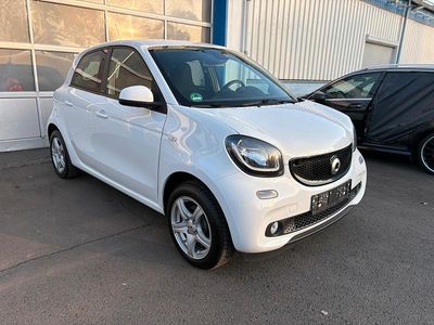 Gebraucht Smart ForFour 71 PS (52 kW) 2017 Weiß Kleinwagen