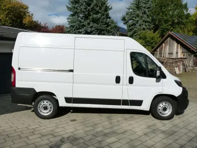 Second-hand Fiat Ducato 140 CP (102 kW) 2023 Alb Van