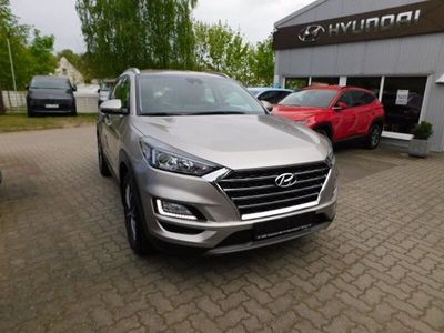 gebraucht Hyundai Tucson Advantage blue 2WD