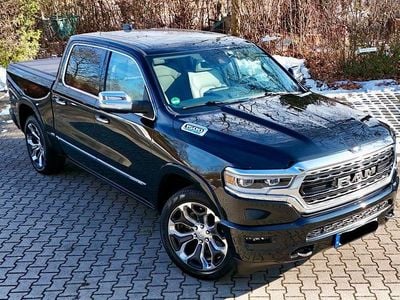 Gebraucht Dodge Ram Limited 401 PS (294 kW) 2022 Schwarz Abholung